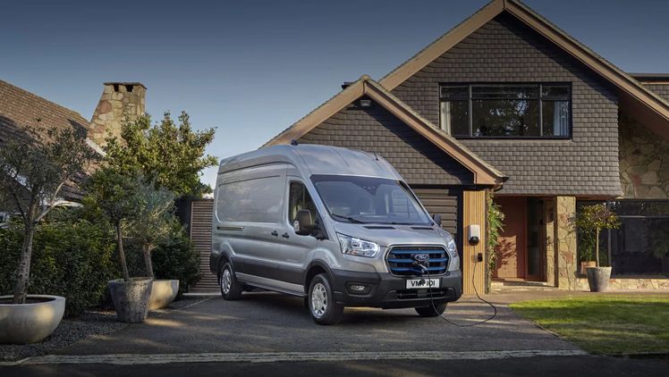 STANDARDNA UTIČNICA