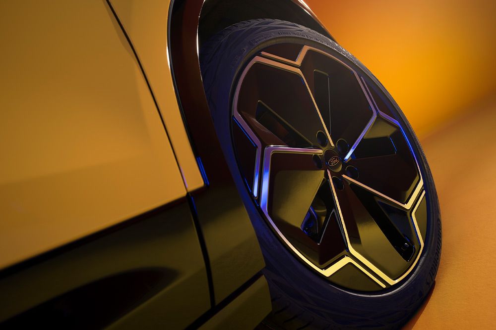 ALUMINIJSKI NAPLATCI