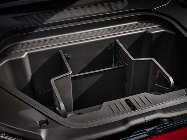 PREDNJI PRTLJAŽNJIK