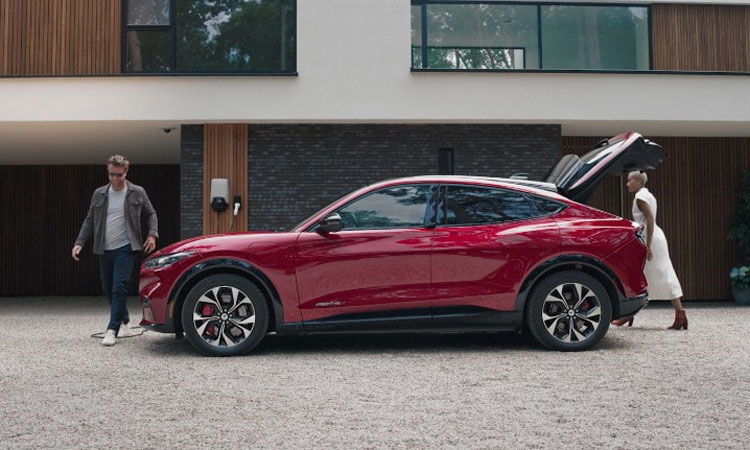 Vrata prtljaznika lagano