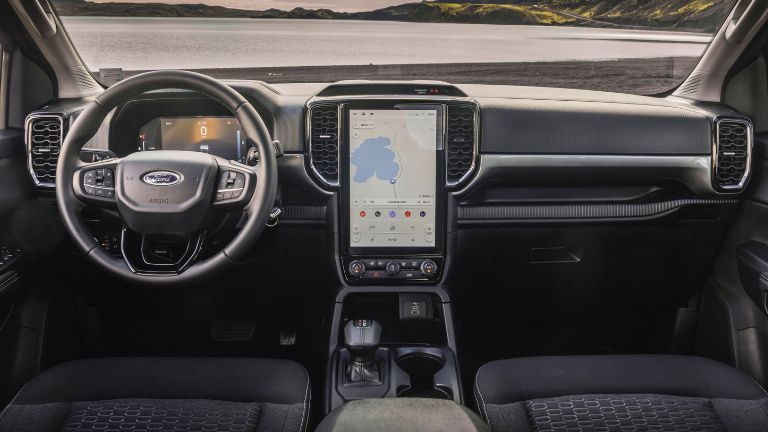 POVEZIVOST & TEHNOLOGIJA