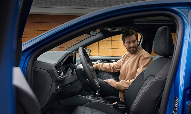 Prostran i profinjen